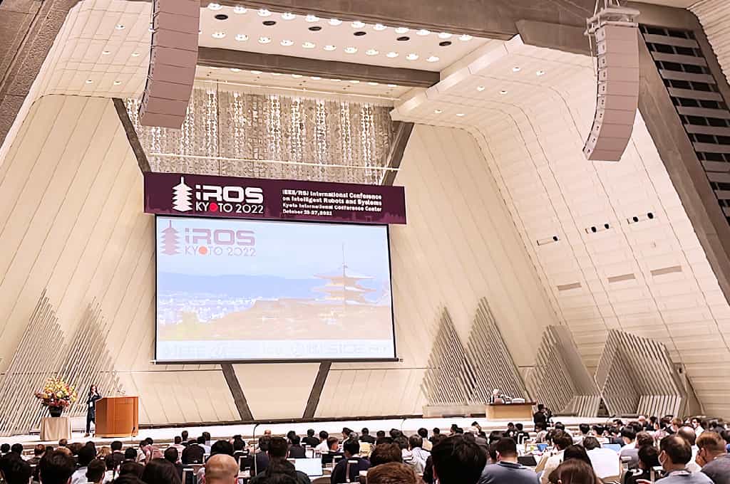 未来机器人参与 IROS 2022 会议