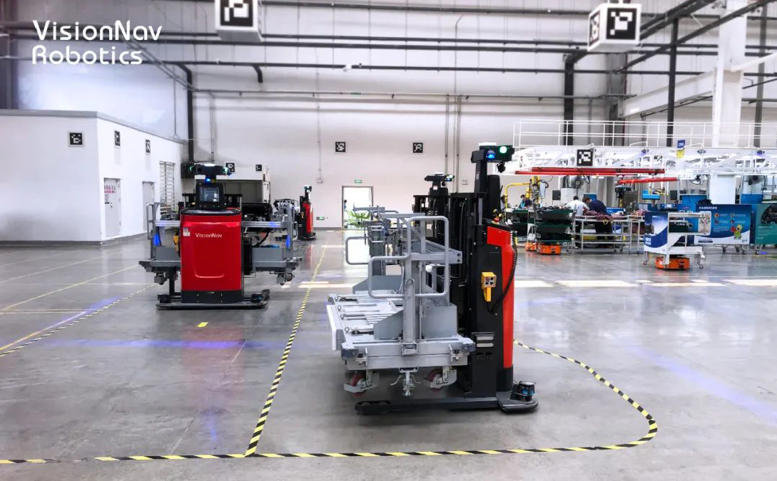智能叉车－AGV搬运机器人助推智慧物流应用场景