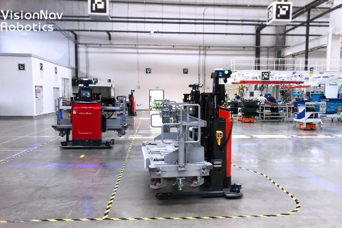 智能叉车－AGV搬运机器人助推智慧物流