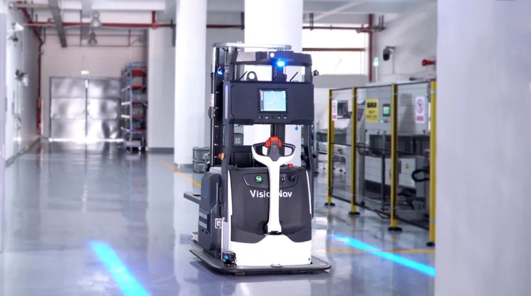 无人叉车案例 | 未来机器人携手秦山核电，助力核装备制造业实现仓储物流升级！