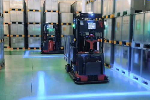自动化仓储案例集 | 无人叉车自动搬运多层堆叠，提升仓储库容率