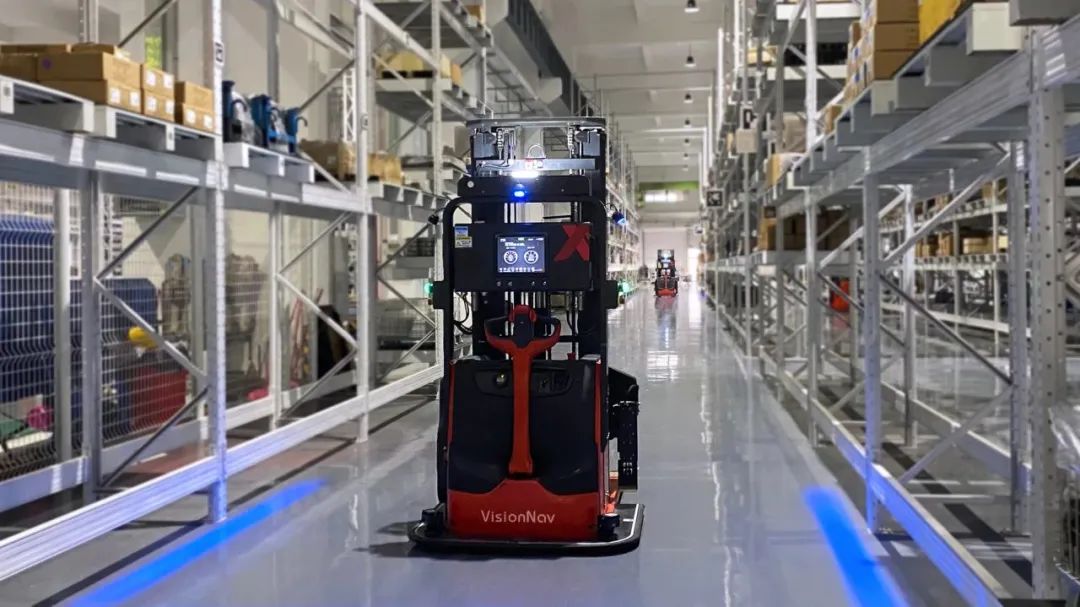 自动叉车案例 | 未来机器人助力装备制造领军企业打造世界级智能工厂